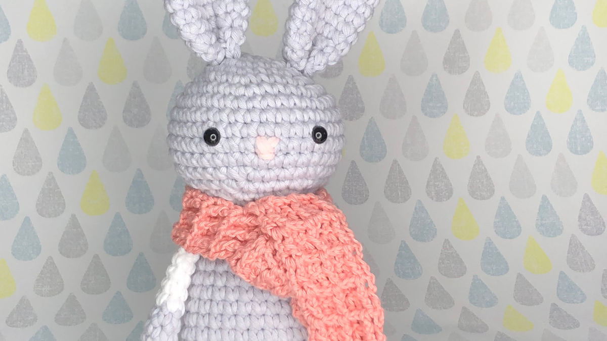 Lapin Au Crochet Positif Avec Carte - Décoration Mignonne - Cadeau Pâques, Anniversaire, Diplôme - 10 Cm