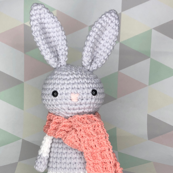Queue de coton le lapin - Patron de crochet Amigurumi