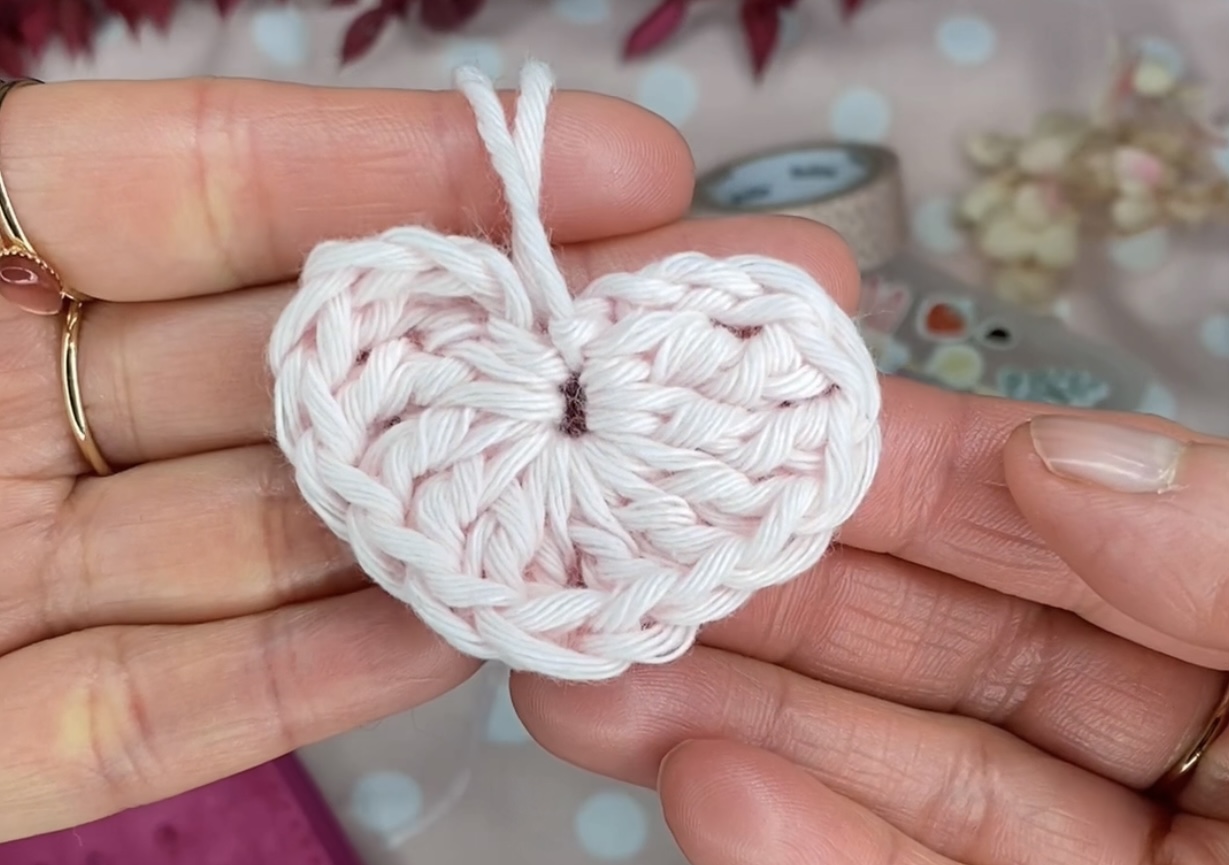 Coeur Au Crochet Tuto Gratuit En Francais Pdf Tutoriel cœur au crochet facile + vidéo - Amy Design Crochet