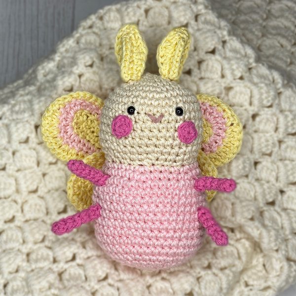 Cahier de Vacances d'été au Crochet - Rosy le papillon N°9 version papier